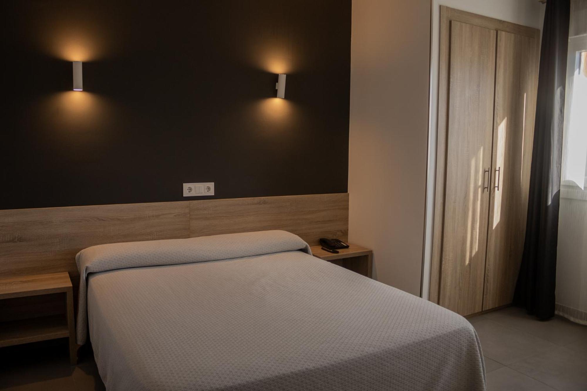 קנגס דה מוראסו Hotel Hollywood מראה חיצוני תמונה